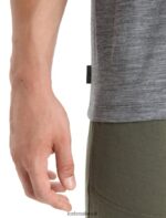 Icebreaker Men Merino Granary Short Sleeve Pocket T-Shirt Z04NXR18 Clothing Gritstone Heather - Image 5