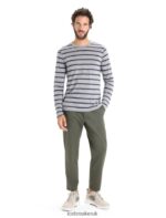 Icebreaker Men Merino Wave Long Sleeve Stripe T-Shirt Z04NXR196 Clothing Metro Heather/Midnight Navy - Image 3