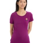 Icebreaker Women Merino Tech Lite II Short Sleeve T-Shirt Springtime Flowers Z04NXR622 Clothing Go Berry