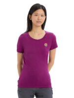 Icebreaker Women Merino Tech Lite II Short Sleeve T-Shirt Springtime Flowers Z04NXR622 Clothing Go Berry